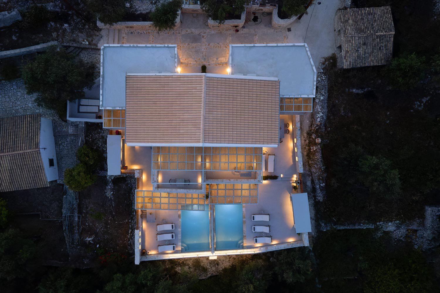 armonia-ii-villa-paxos-outdoor-space-04