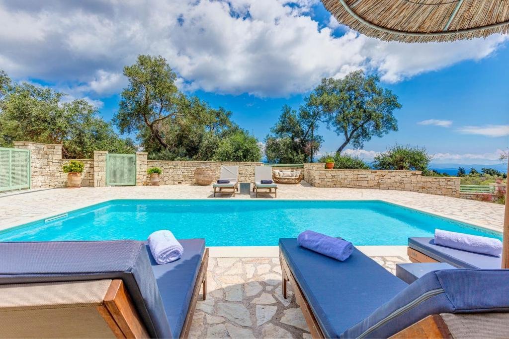 aurora-villa-paxos-pool-06