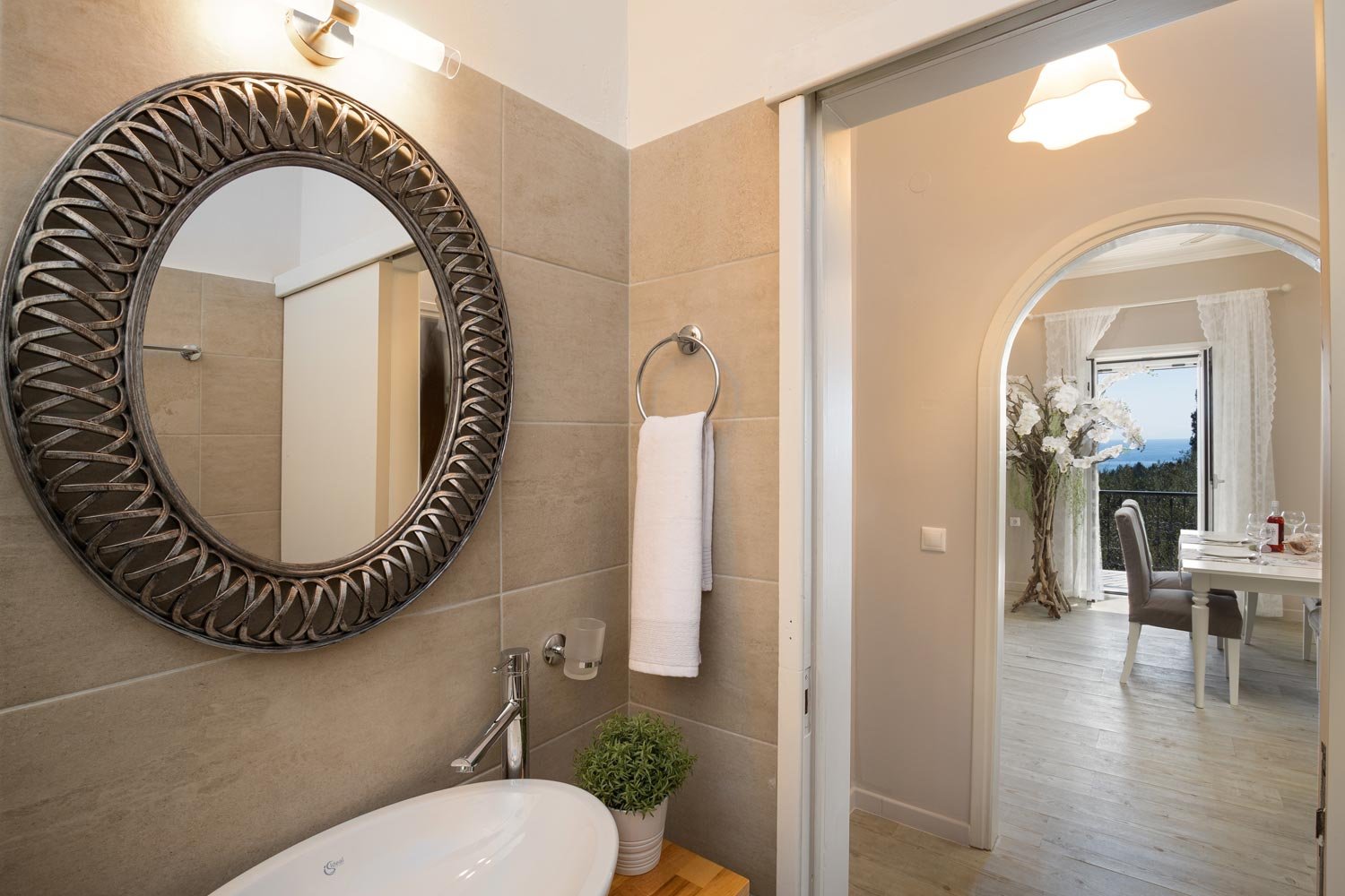 chrissa-villa-paxos-bathroom-01