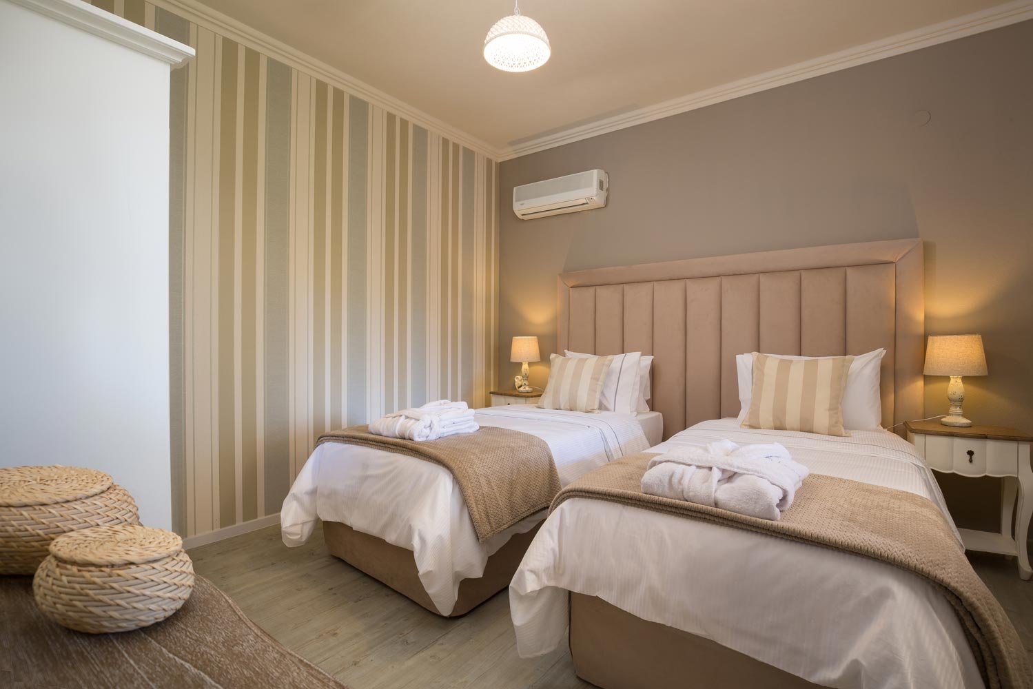 chrissa-villa-paxos-bedroom-06