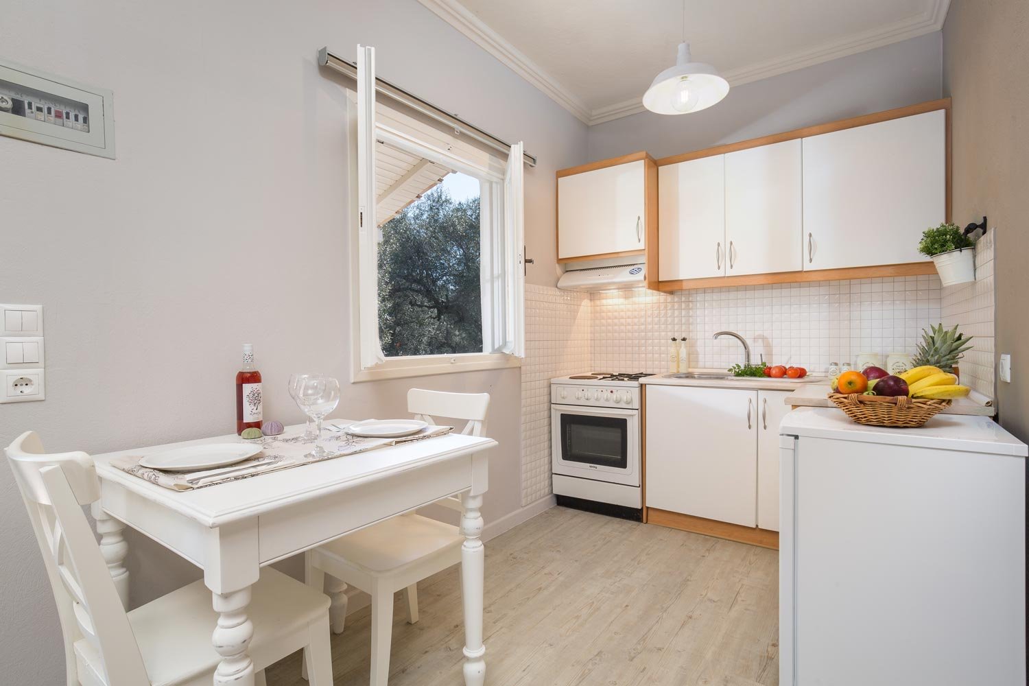 chrissa-villa-paxos-kitchen-01