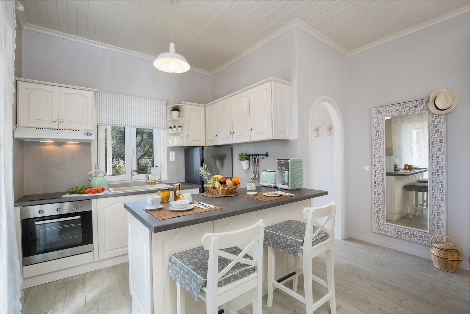 chrissa-villa-paxos-kitchen-02