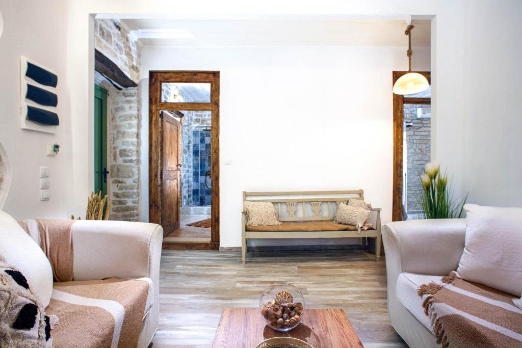 country-house-villa-paxos-livingroom-01