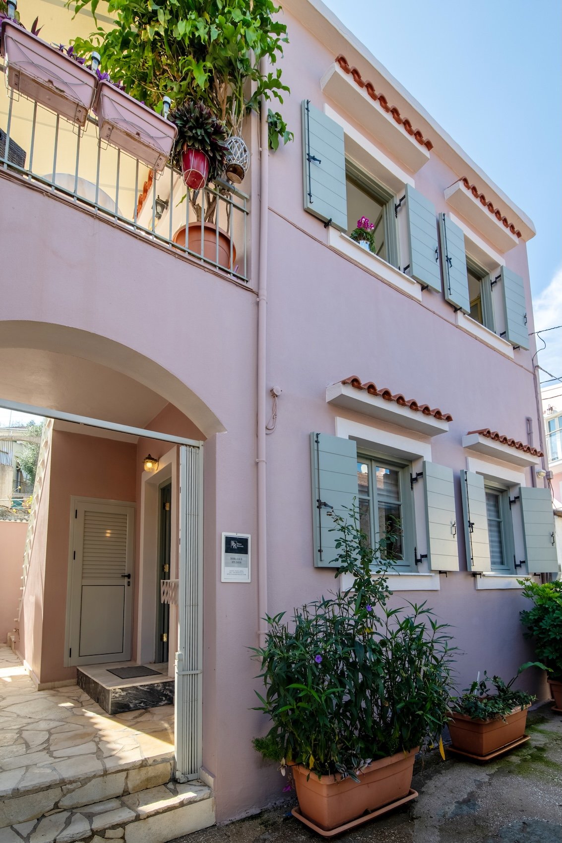 dora-i-studio-paxos-02