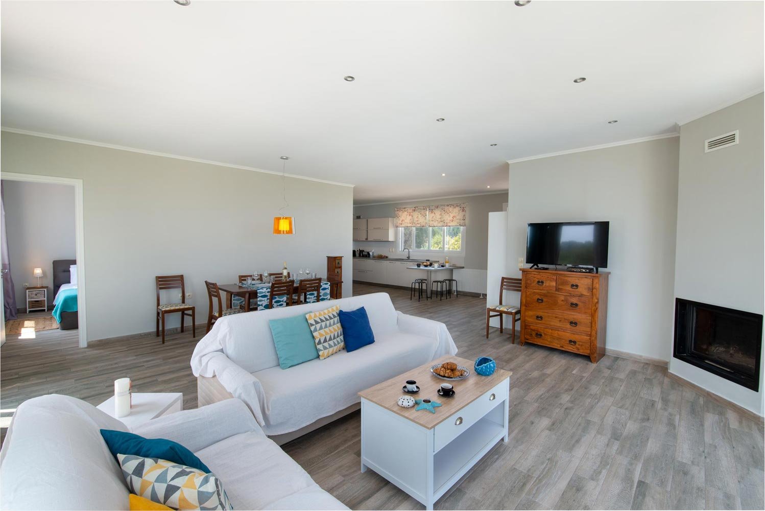 elisabetta-villa-paxos-livingroom-04