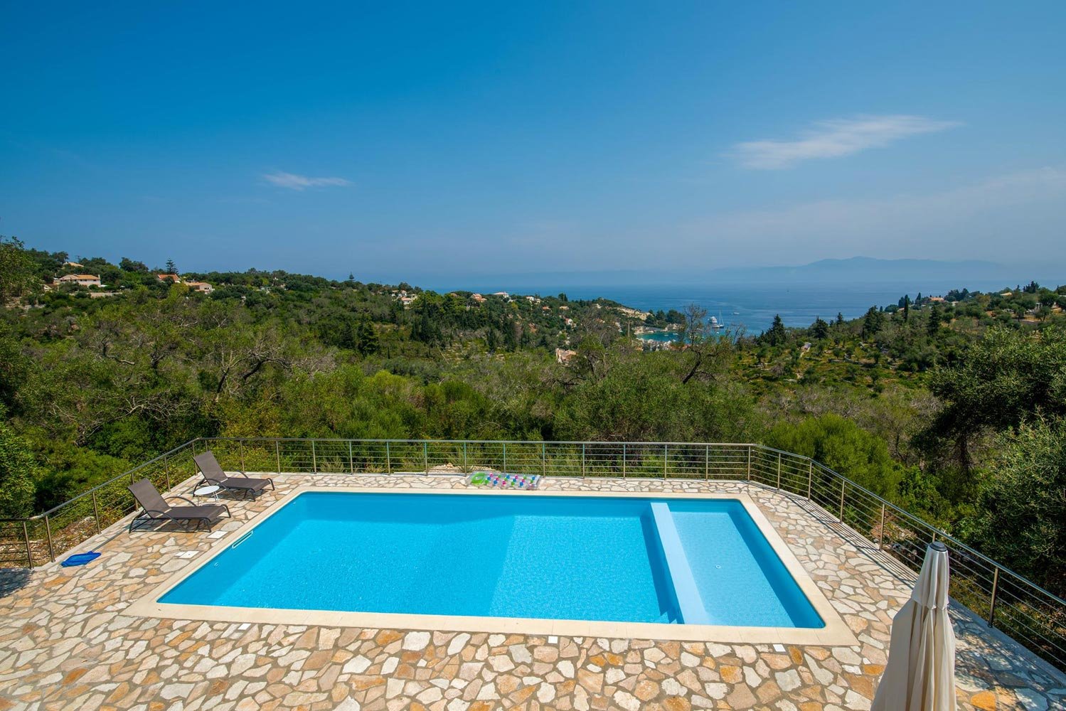 elisabetta-villa-paxos-pool-07