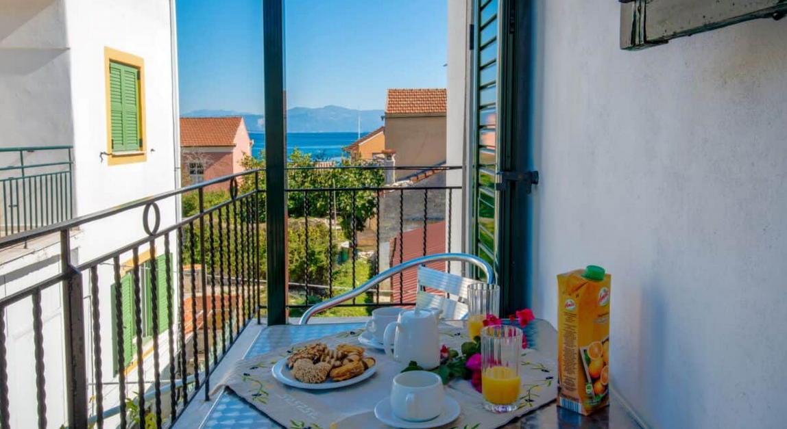 fotis-apartment-2-paxos-thalassa-travel-05