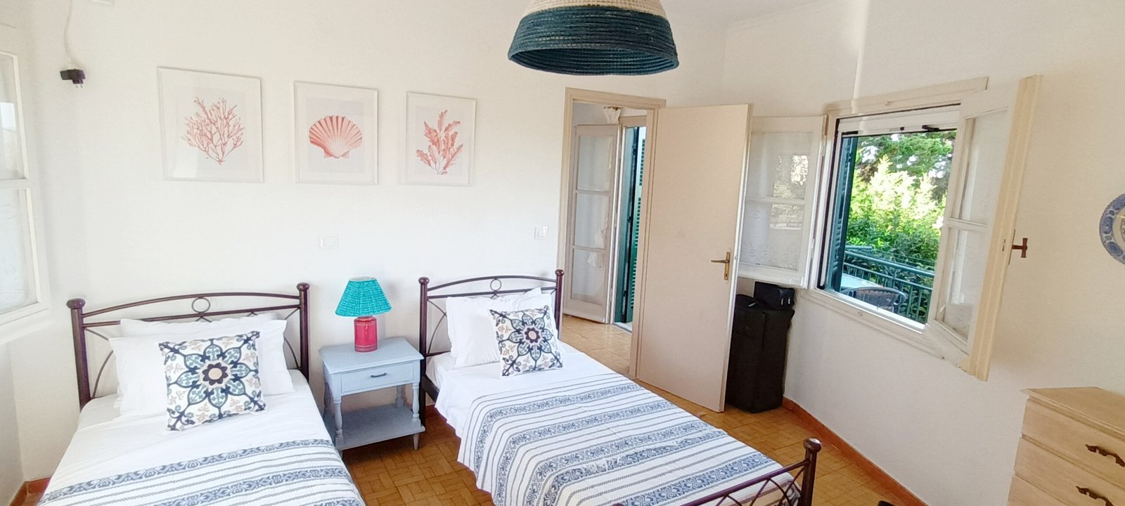 faros-villa-paxos-bedroom-03