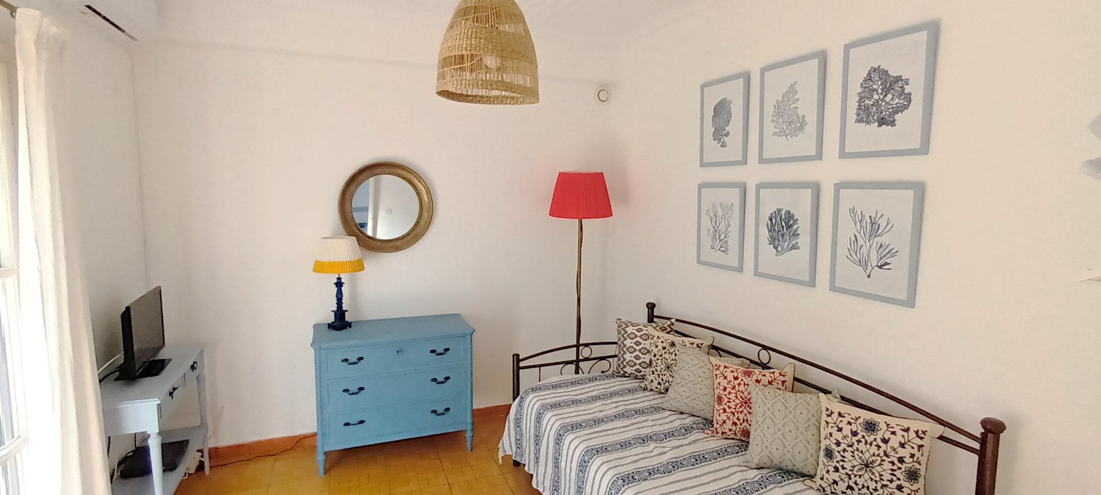 faros-villa-paxos-livingroom-01