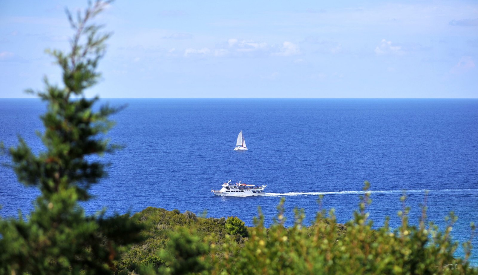 faros-villa-paxos-outdoor-space-02