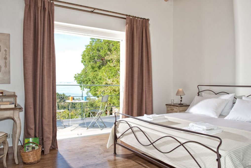 gem-villa-paxos-bedroom-02