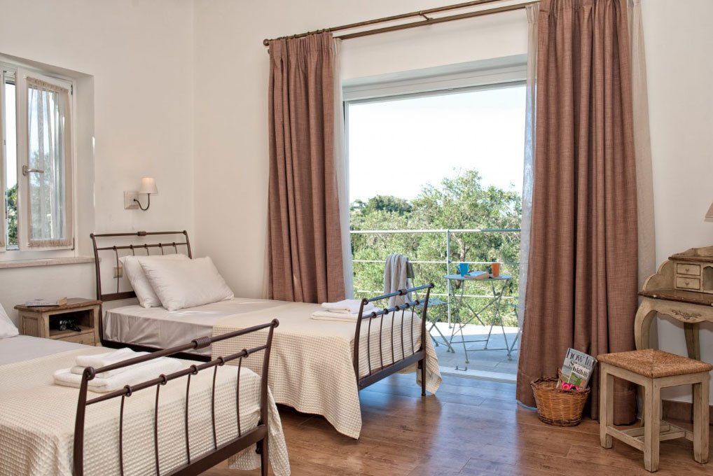 gem-villa-paxos-bedroom-04