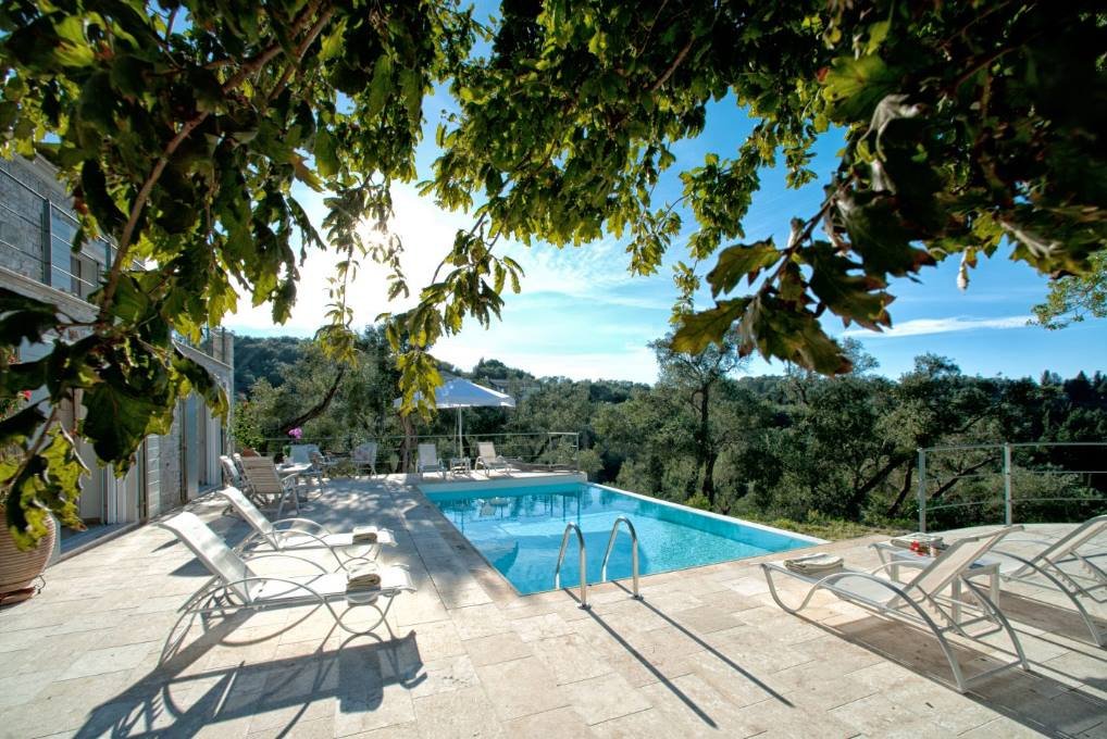 gem-villa-paxos-pool-04