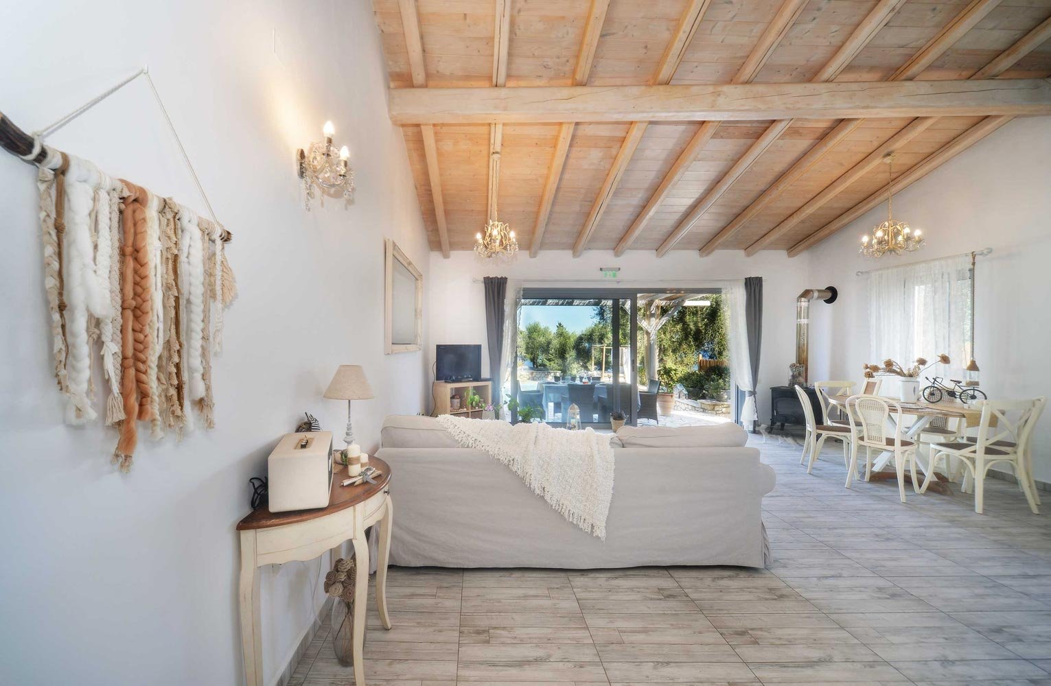 marmari-villa-paxos-livingroom-02