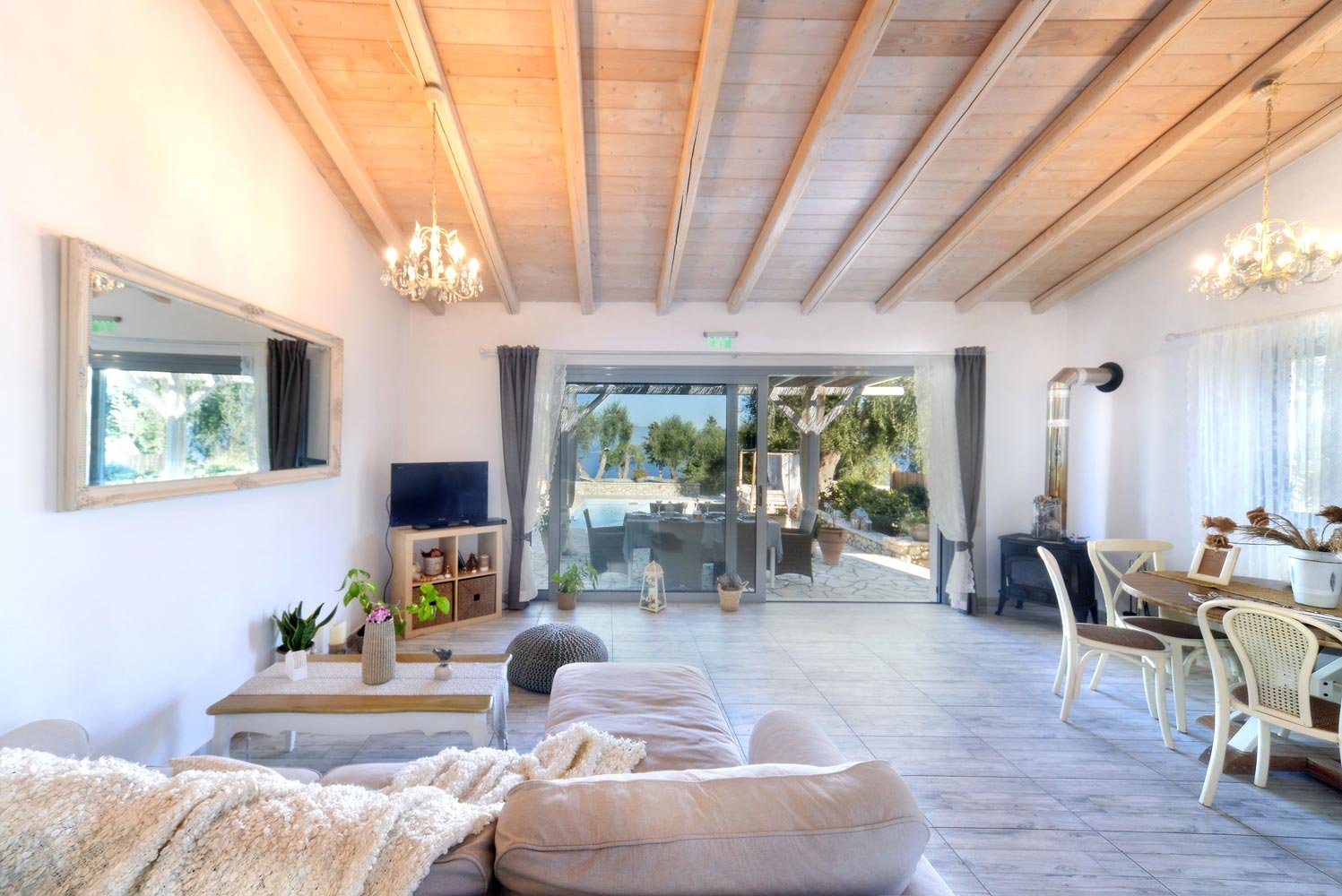 marmari-villa-paxos-livingroom-03