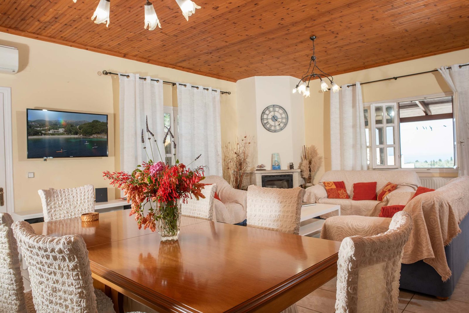 romanatika-villa-paxos-livingroom-02