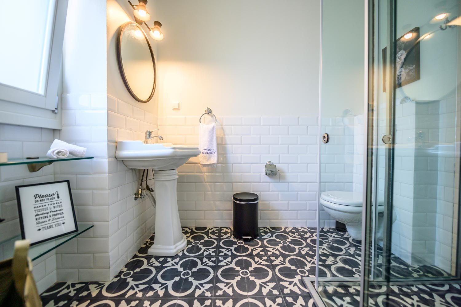 serenity-villa-paxos-bathroom-01