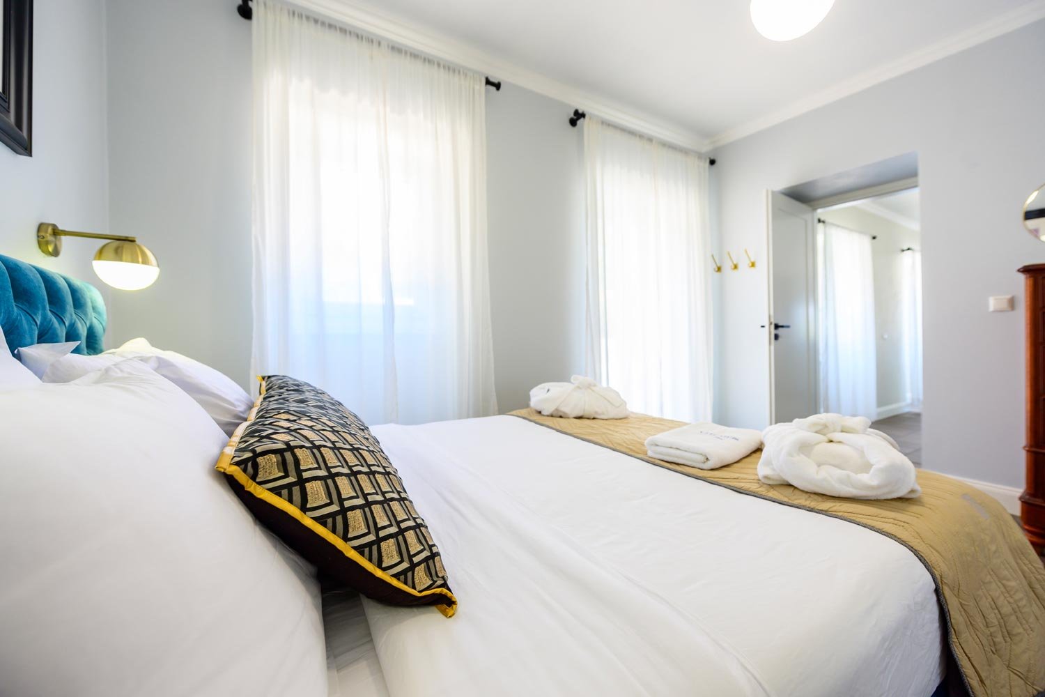 serenity-villa-paxos-bedroom-02