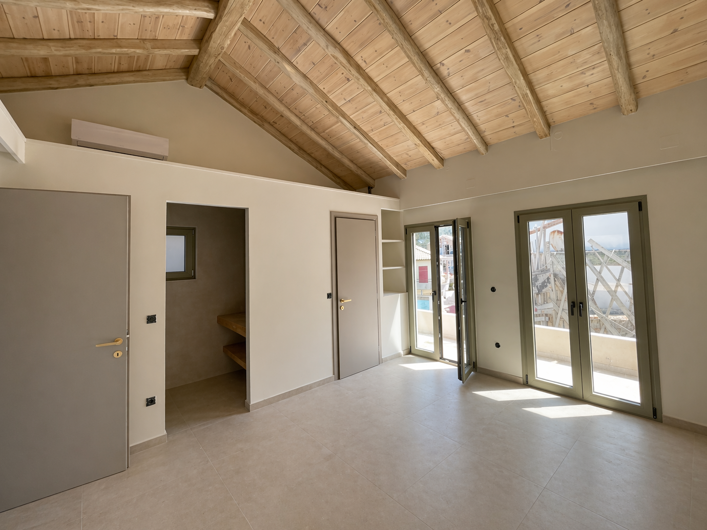 tasos-luxury-studio-3-2