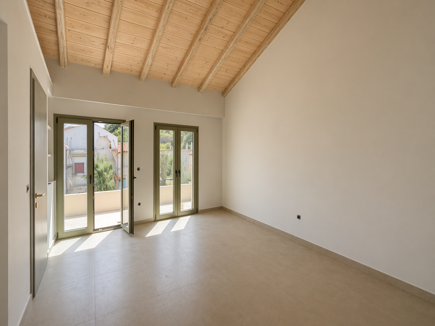 tasos-luxury-studio-9