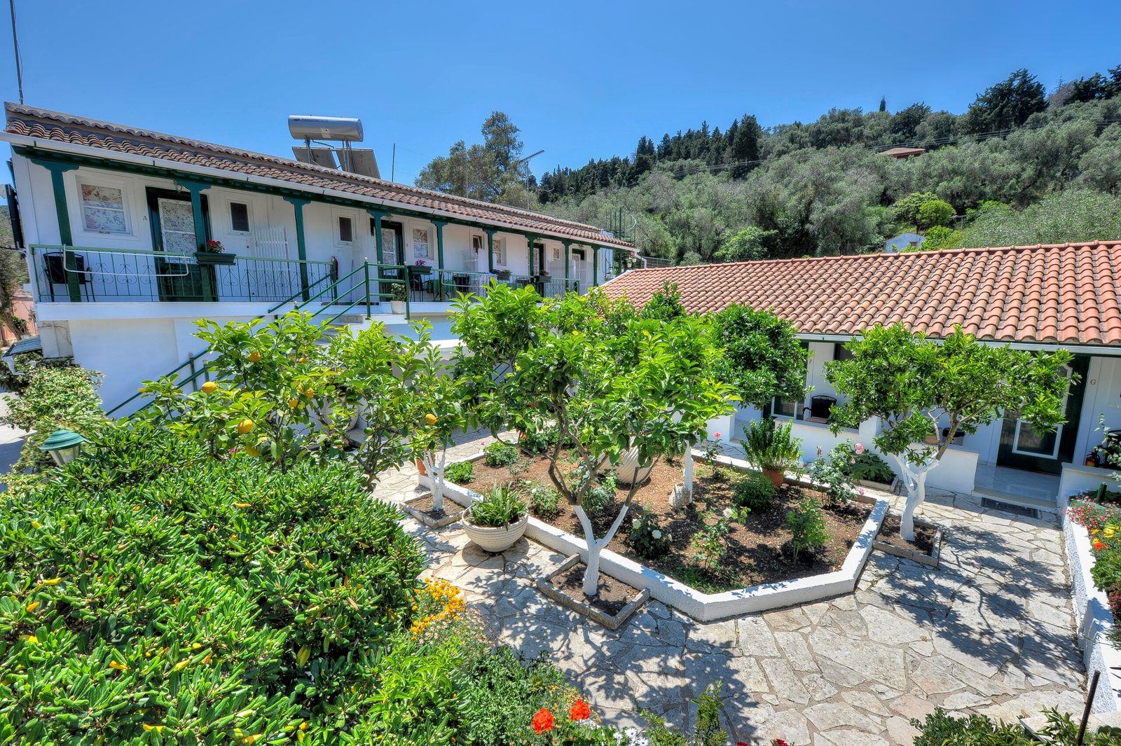 yorgos-studios-paxos-05