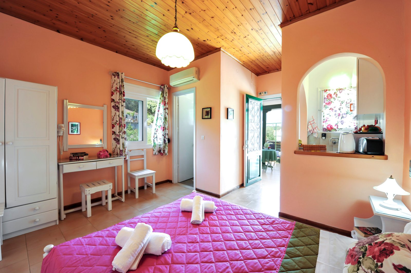 yorgos-studios-paxos-12