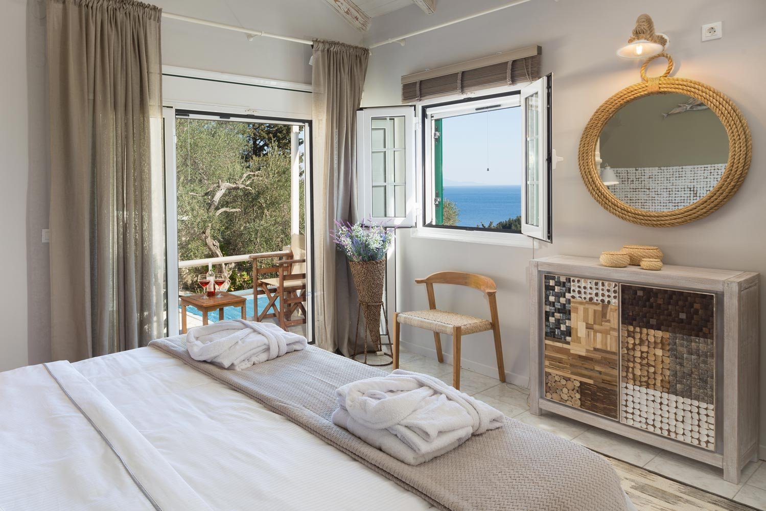 angouleta-villa-paxos-bedroom-03