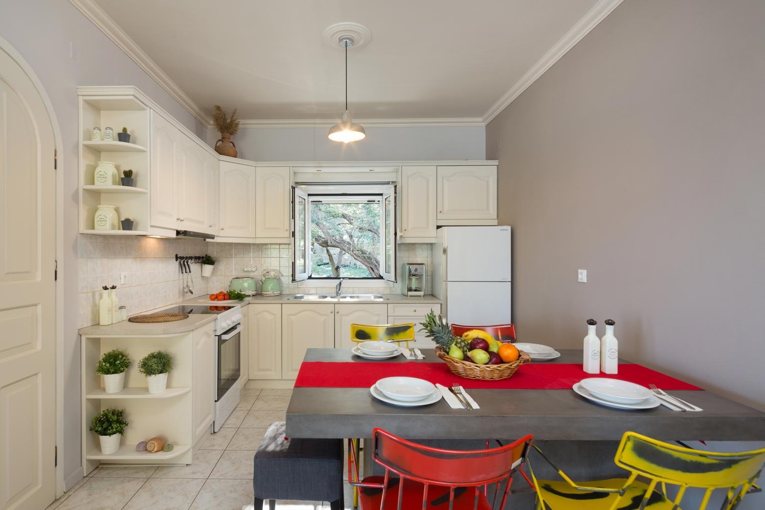 angouleta-villa-paxos-kitchen-02