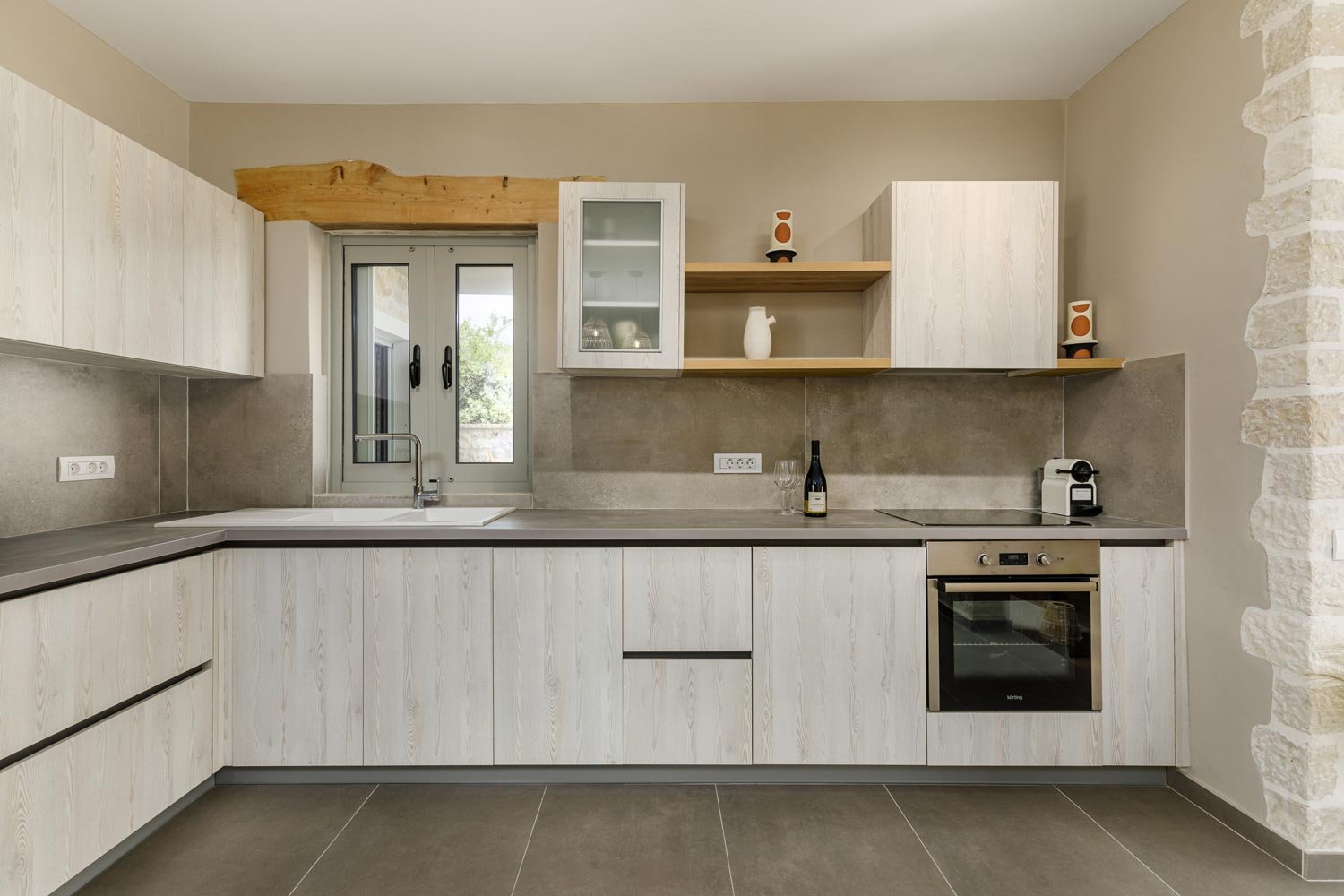 armonia-i-villa-paxos-kitchen-01