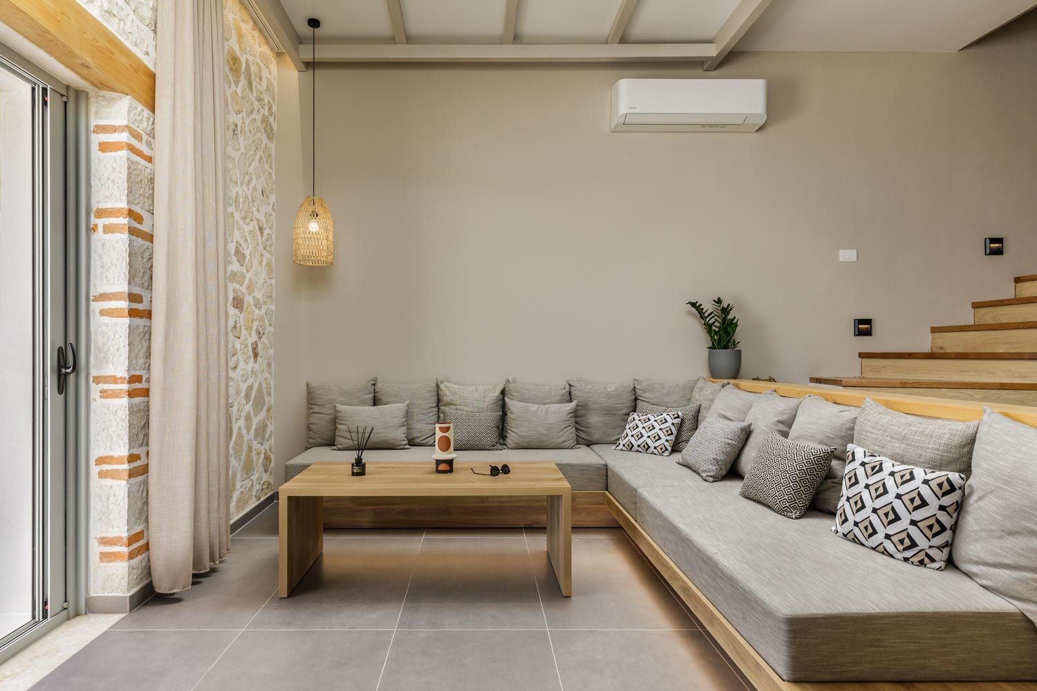 armonia-i-villa-paxos-livingroom-01