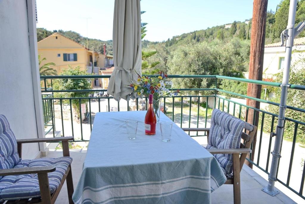 eirini-apartment-paxos-balcony-02