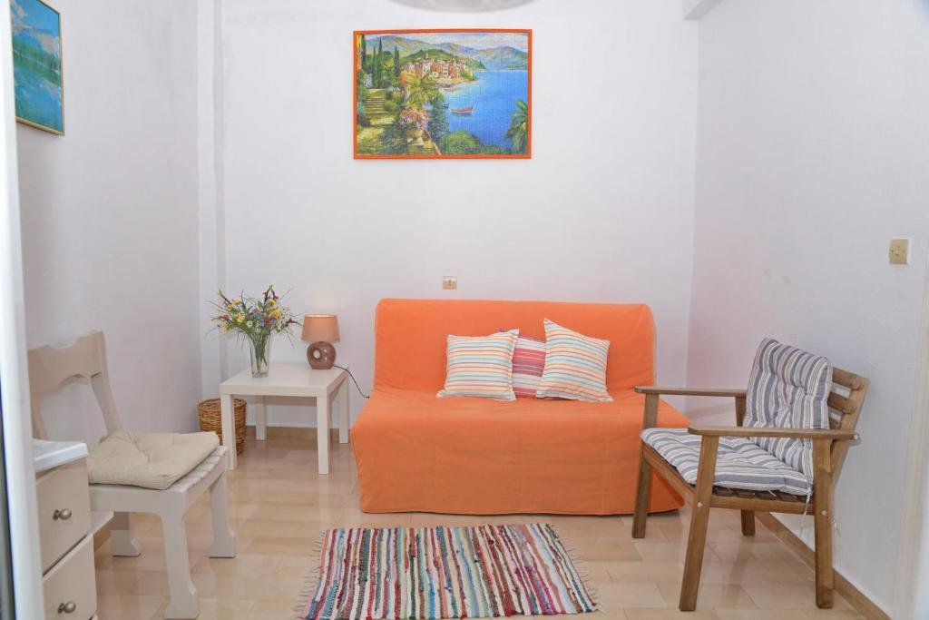 eirini-apartment-paxos-livingroom-02