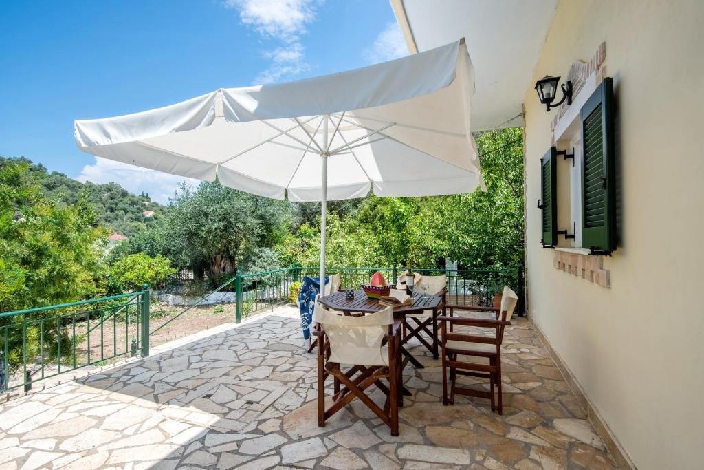 elias-apartments-paxos-veranda-1