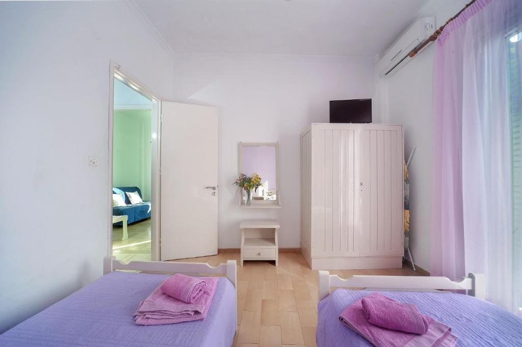 penelope-apartment-paxos-01-2