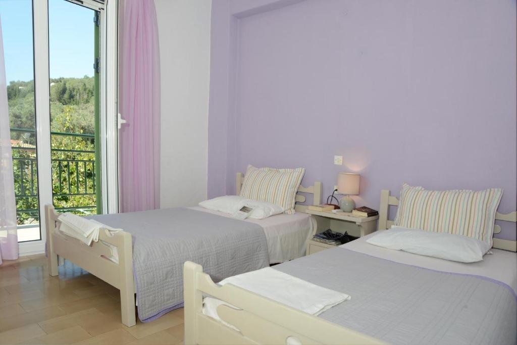 penelope-apartment-paxos-02