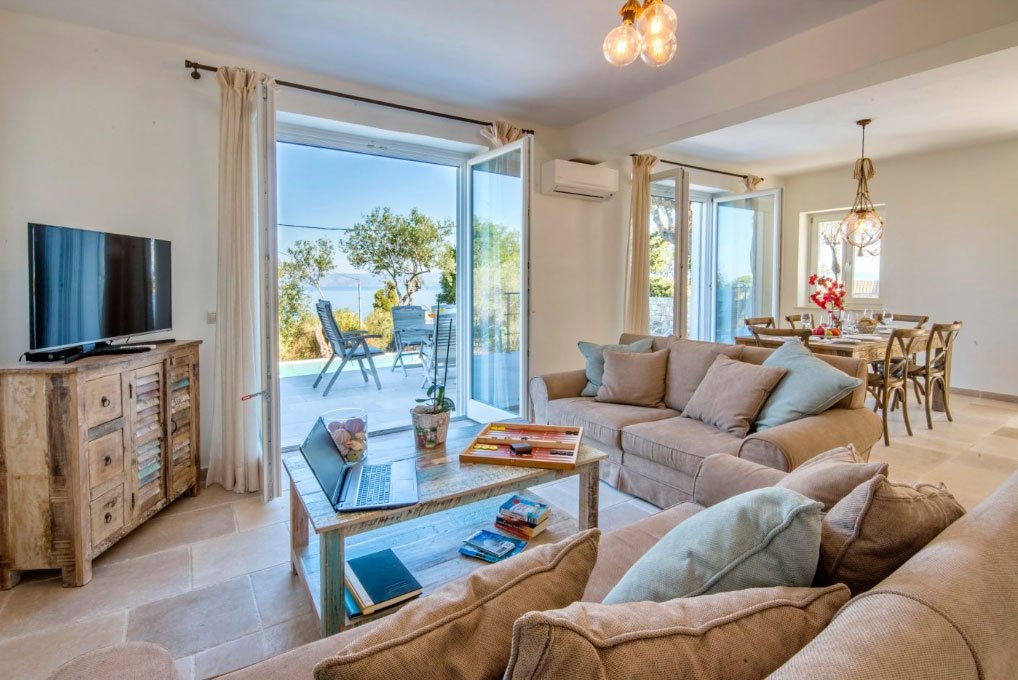 summer-breeze-villa-paxos-livingroom-02