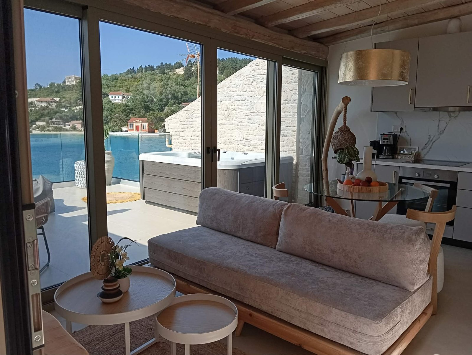 tasos-luxury-studio-paxos-13