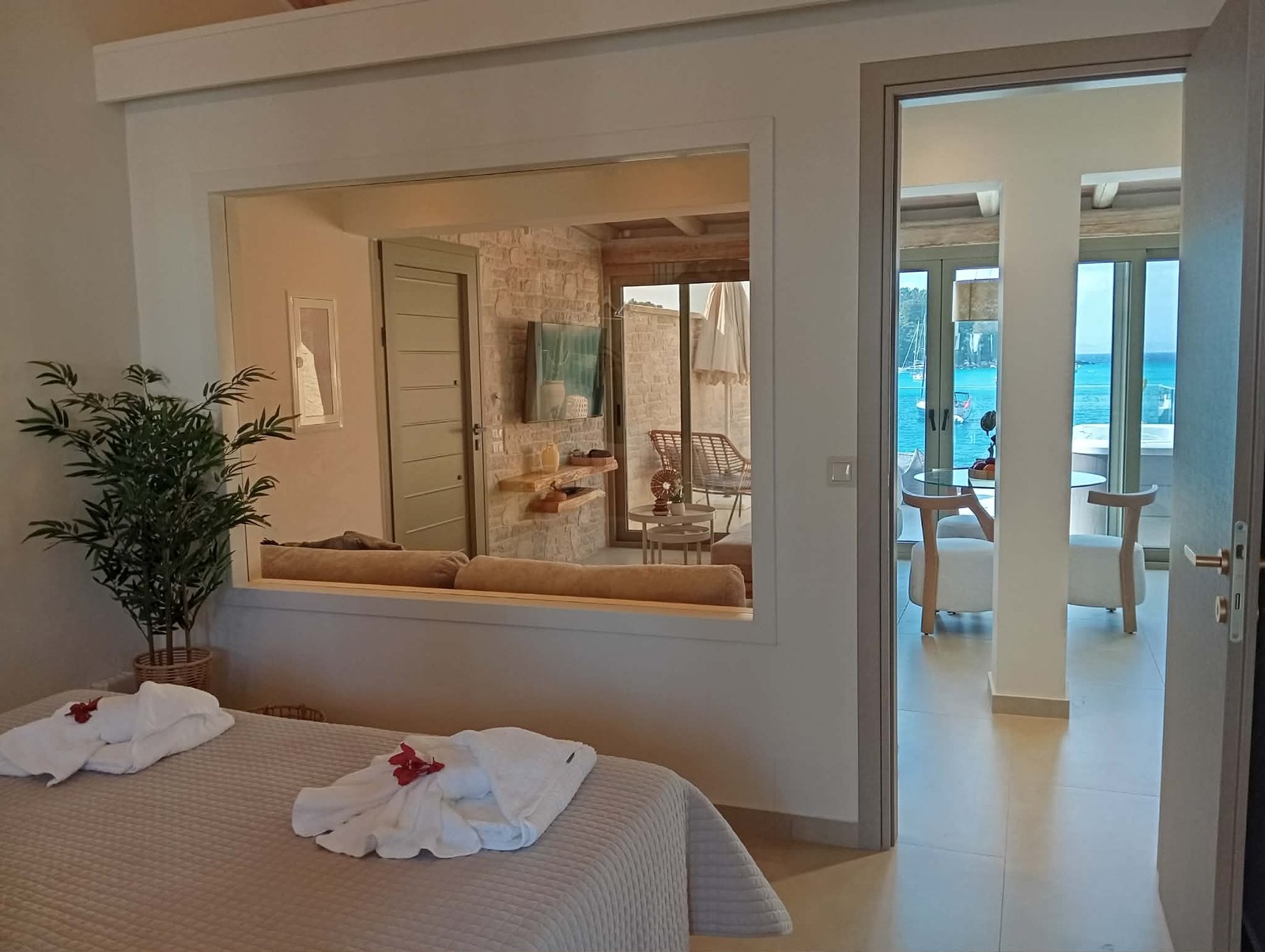 tasos-luxury-studio-paxos-22