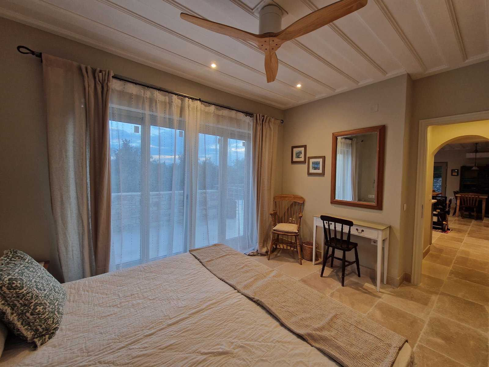 theseus-villa-paxos-bedroom-02