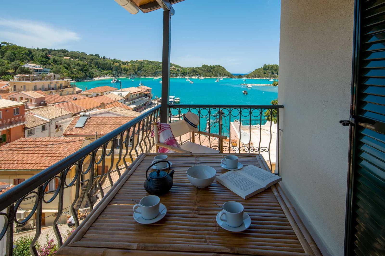 titi-lower-paxos-outdoor-space-04