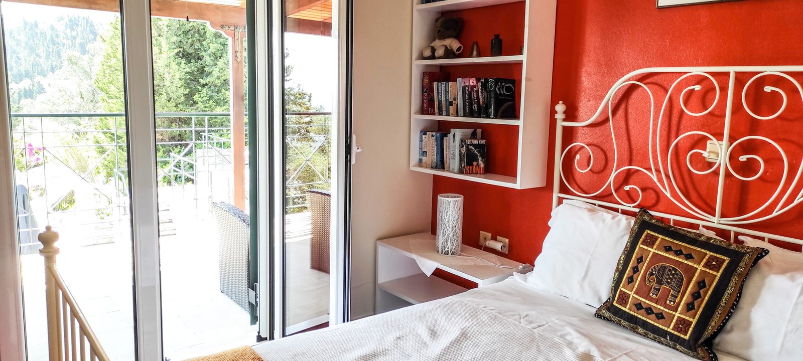 villa-alekos-paxos-bedroom-02