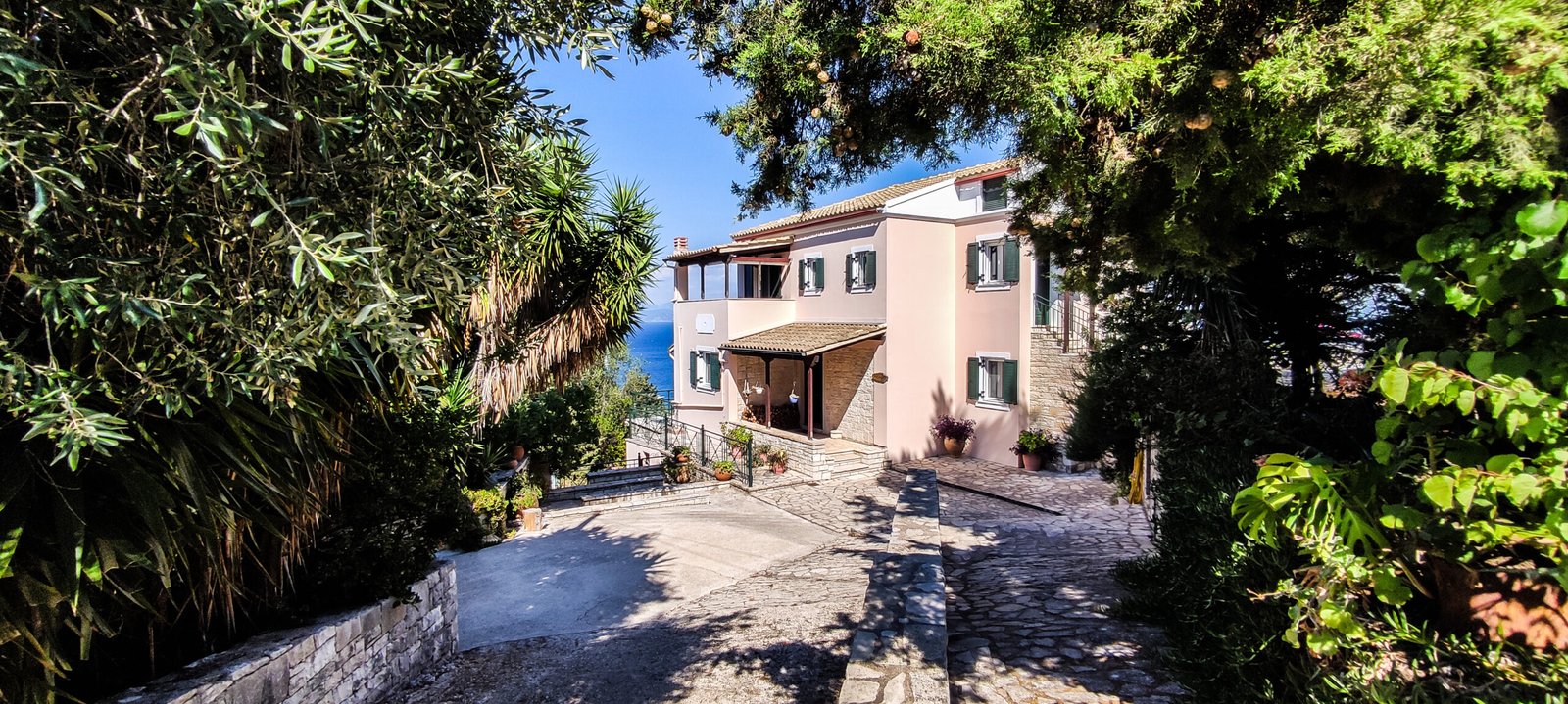 villa-alekos-paxos-outdoor-space-02