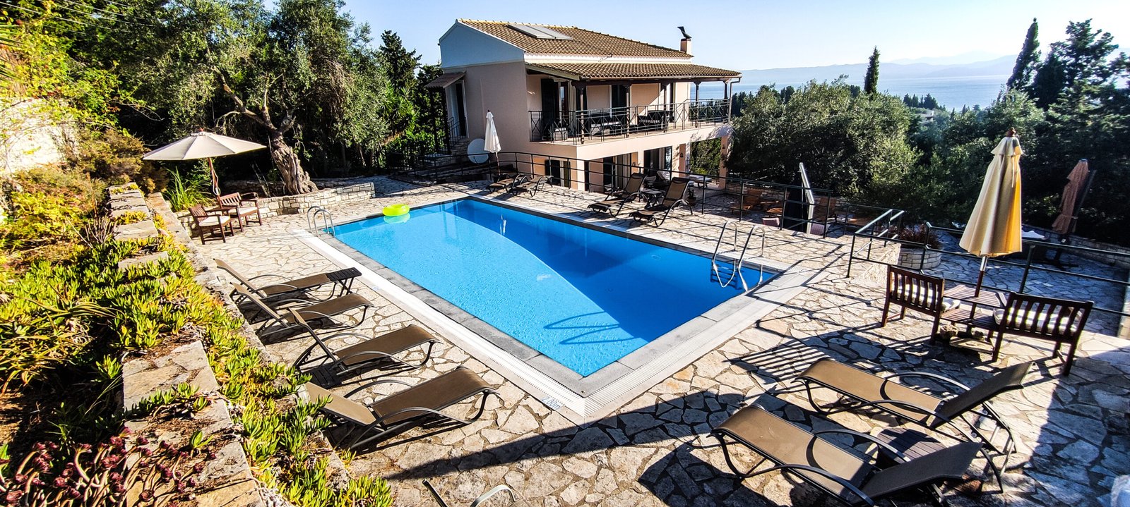 villa-alekos-paxos-pool-02-2