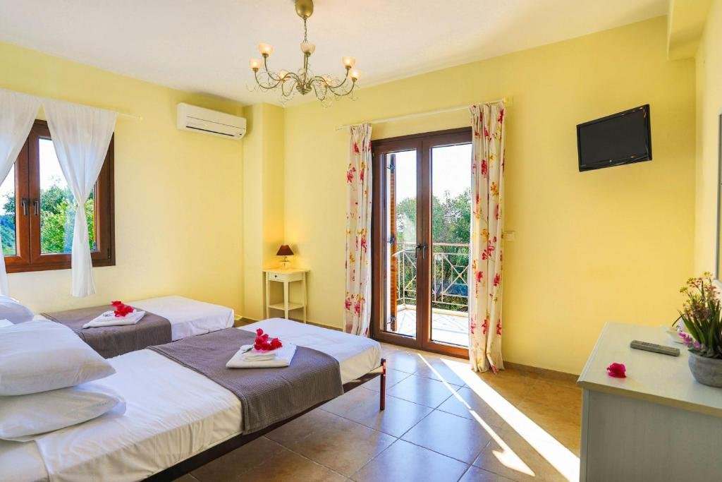 villa-aloni-paxo-bedroom-05