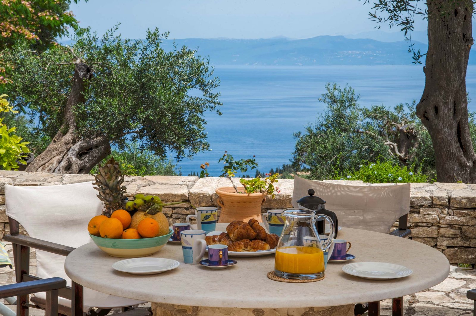 villa-amara-paxos-outdoor-space-01