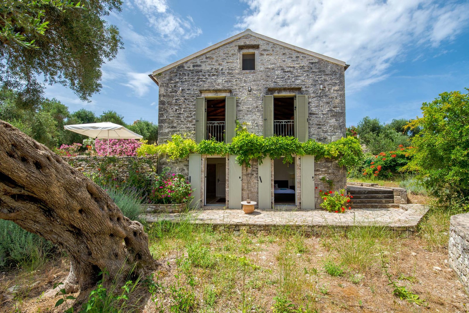 villa-amara-paxos-outdoor-space-08