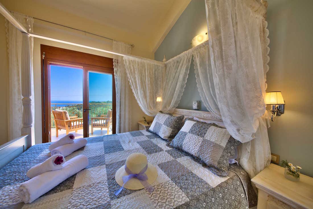villa-androniki-paxos-bedroom-05