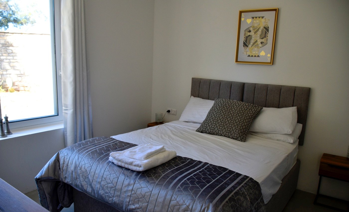 villa-petalouda-paxos-bedroom-01