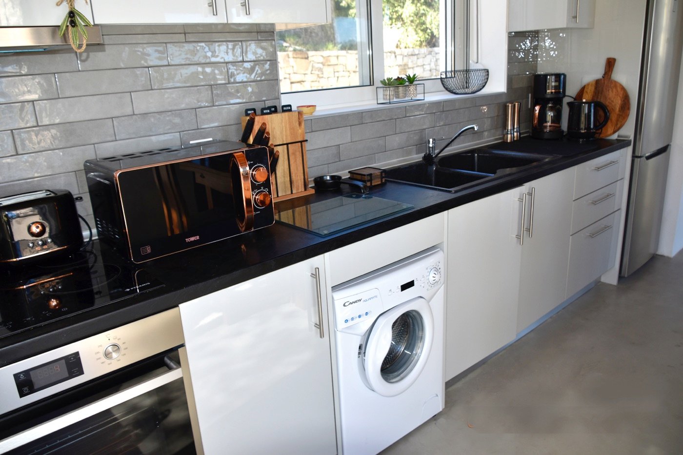 villa-petalouda-paxos-kitchen-01