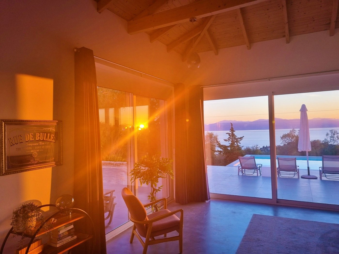 villa-petalouda-paxos-livingroom-09